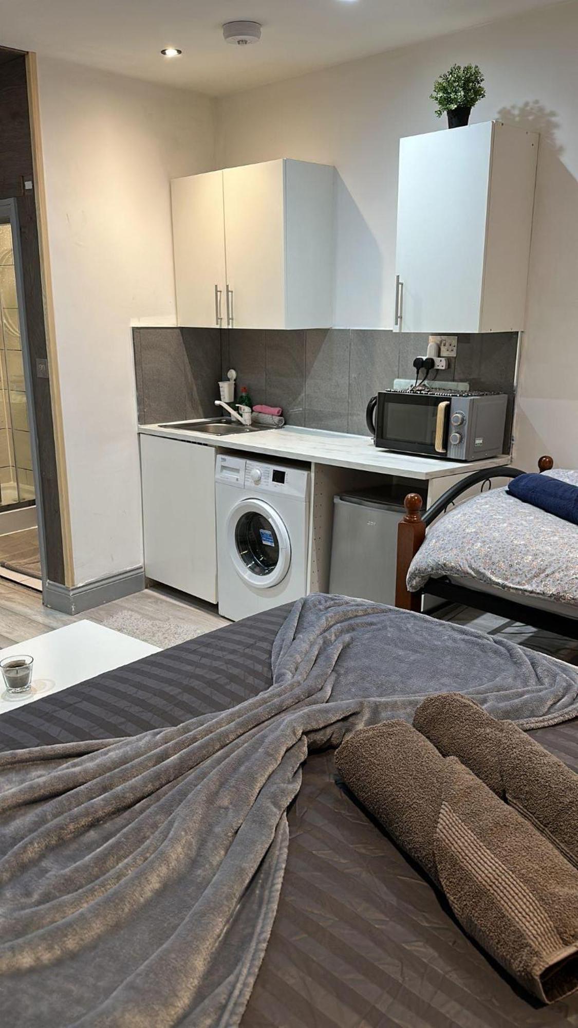 Appartamento Acton High Street Londra Esterno foto