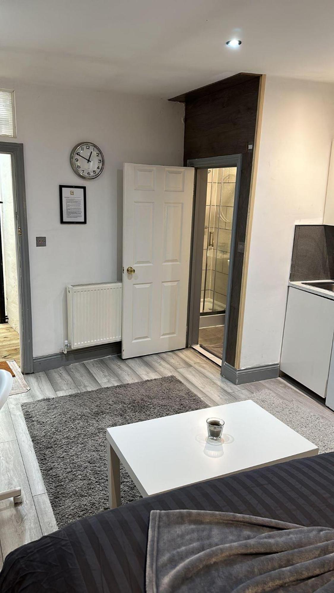 Appartamento Acton High Street Londra Esterno foto